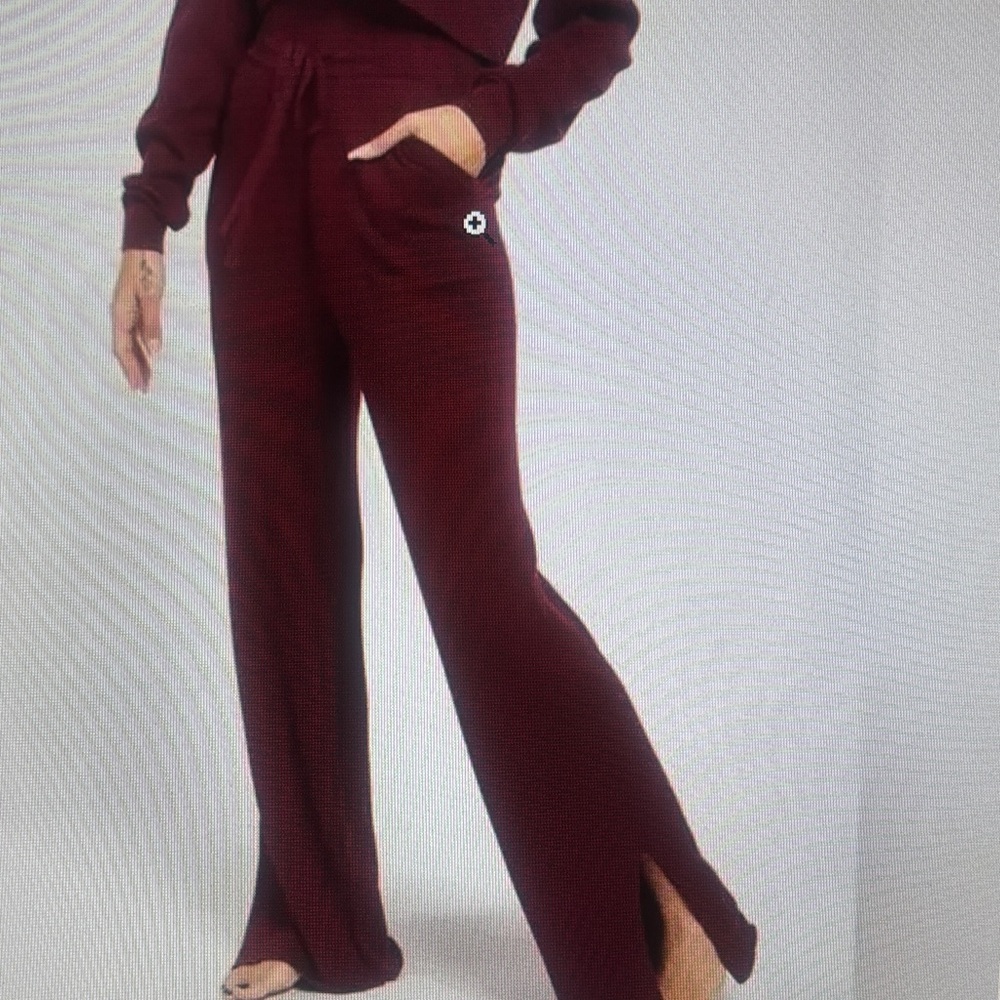 NWT Steele Maria Ribbed Wide Leg High Rise Knit Pants. Burgundy. Small